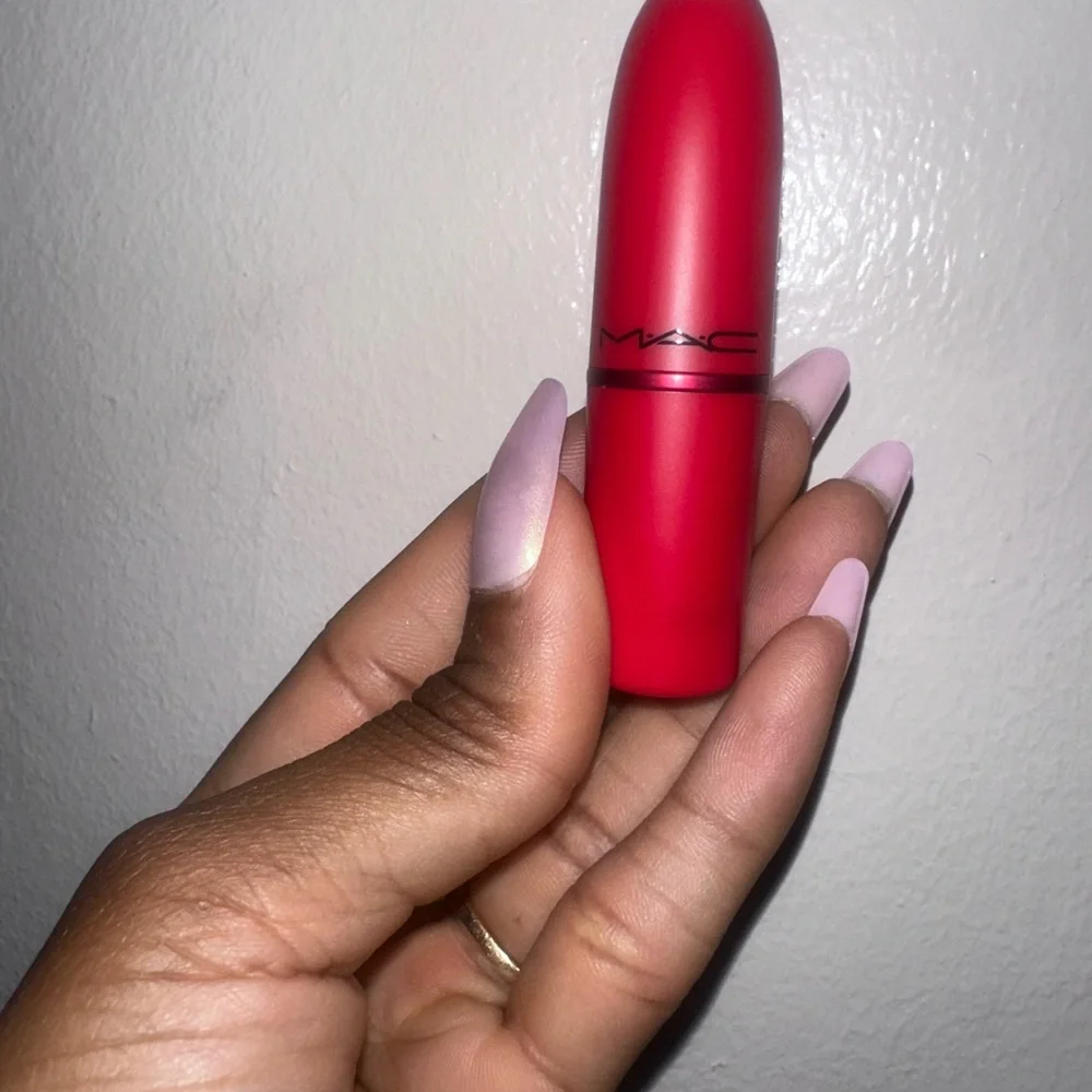 MAC Viva Glam LIPSTICK ~ TARAJI P. HENSON 2 ~ Full Size NEW in BOX - RARE!